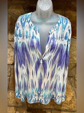 Chico’s Blouse Cool Pastels Women's XL Roll Tab or Long Sleeves Low V-Neck